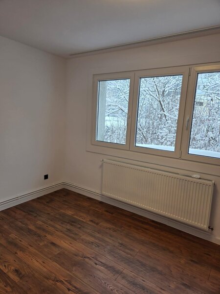 Calea Bucuresti, apartament 2 camere, parter (inalt), recent renovat,.